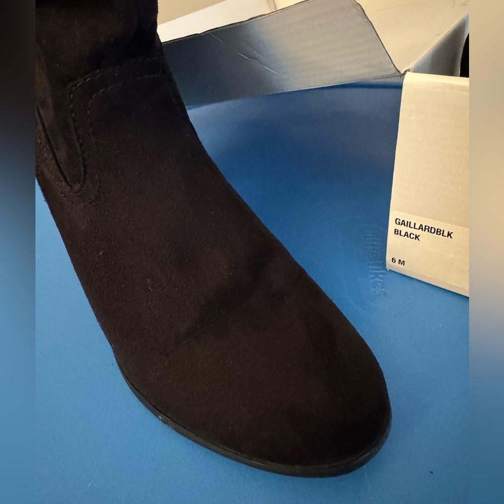 Macy’s style and Co. black scrunched suede booties sz 6 medium - Picture 7 of 7